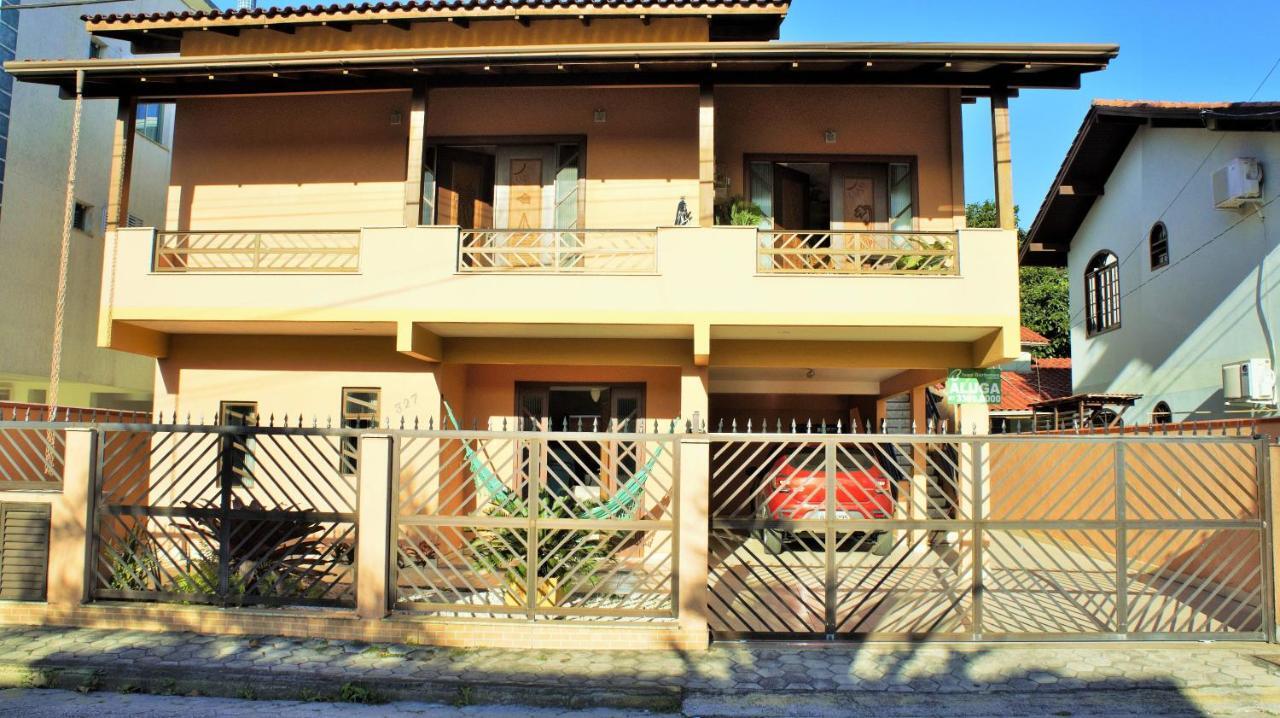 Вилла Casa 02 Dorm Na Rua Salmao Бомбиньяс Экстерьер фото
